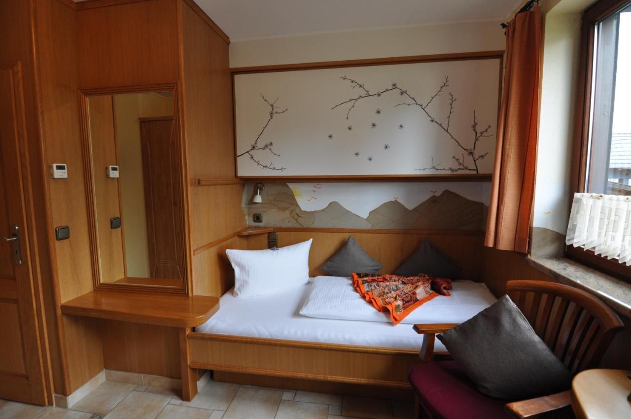 Blumenbach 2* Berlino